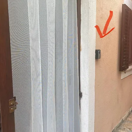 Lägenhet Silna Your New With Terrace And Garden Bobovisca