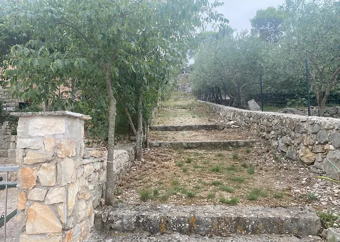 Lägenhet Silna Your New With Terrace And Garden Bobovisca